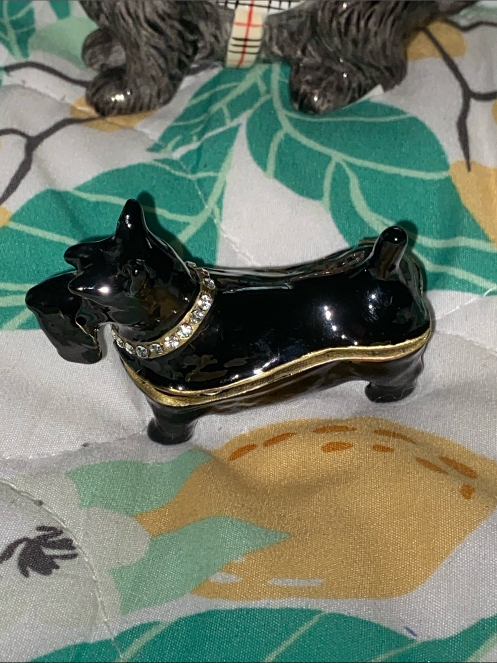 VTG ENAMEL SCOTTIE BOX Trinket Scottish Terrier